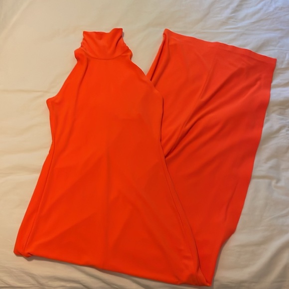 Norma Kamali halter Turtleneck Gown - orange - Picture 3 of 6